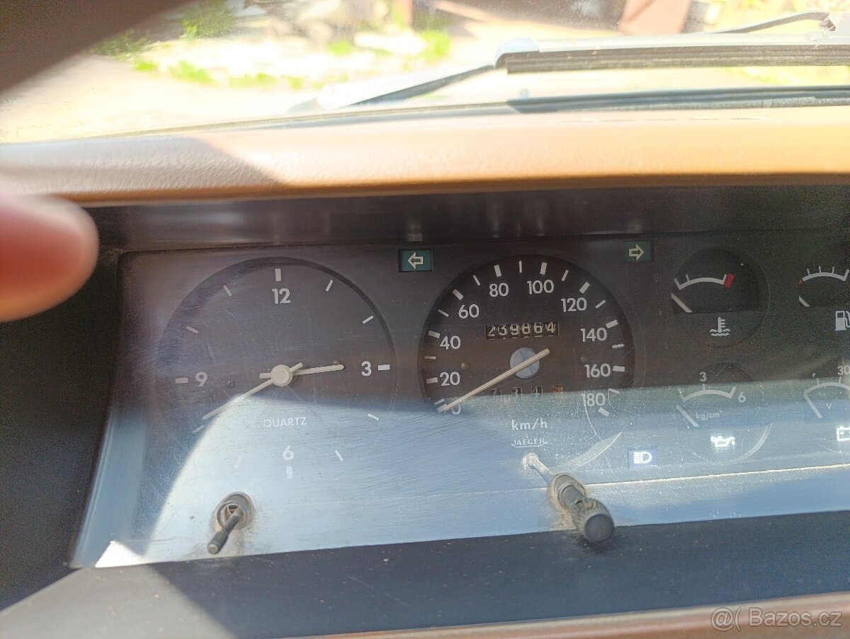 1985 Nissan PATROL - 6