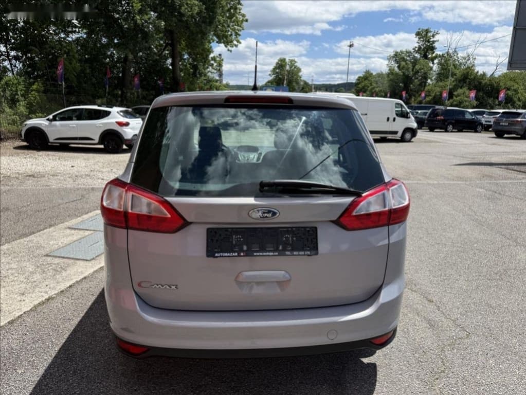2011 Ford C-MAX - 6
