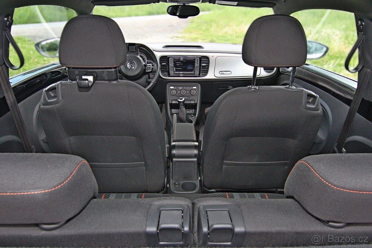 2016 Volkswagen BEETLE - 6
