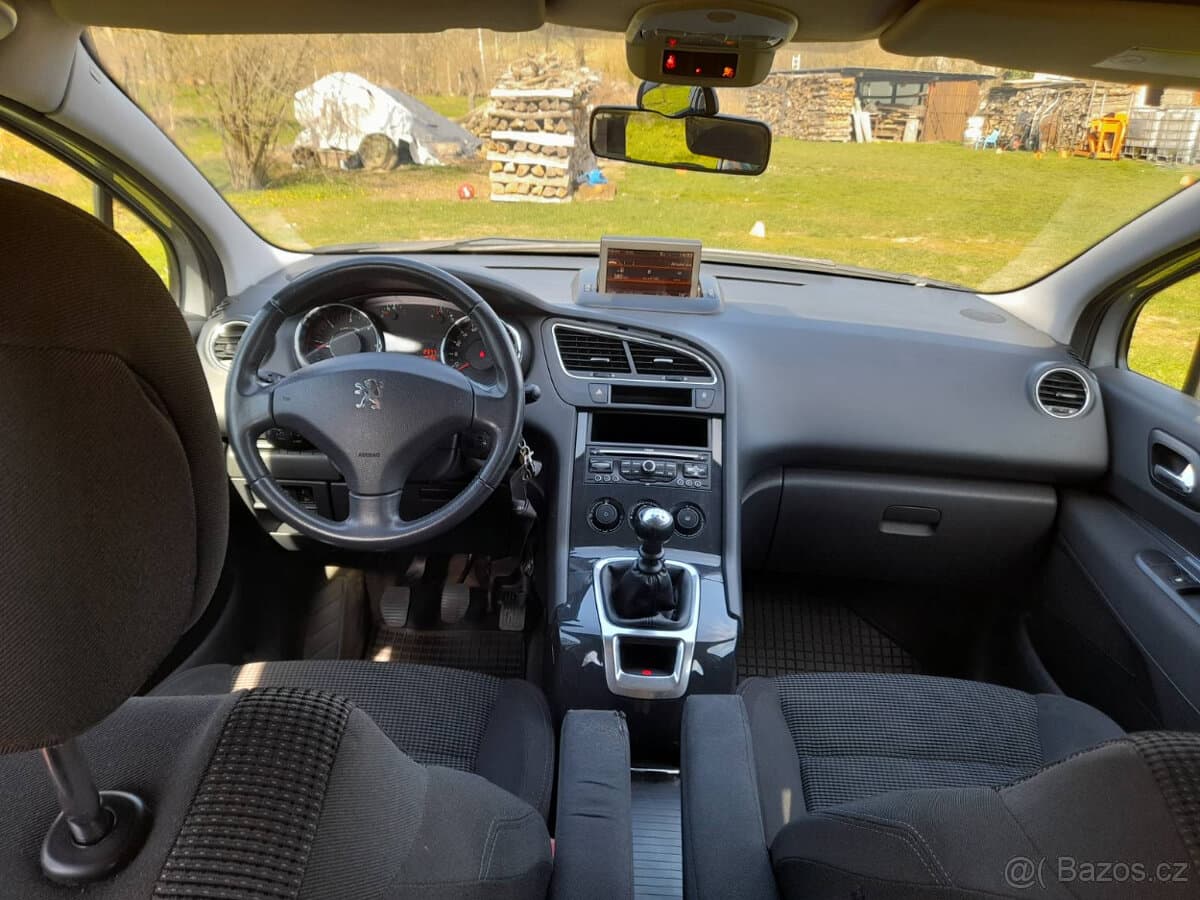 2010 Peugeot 5008 - 6