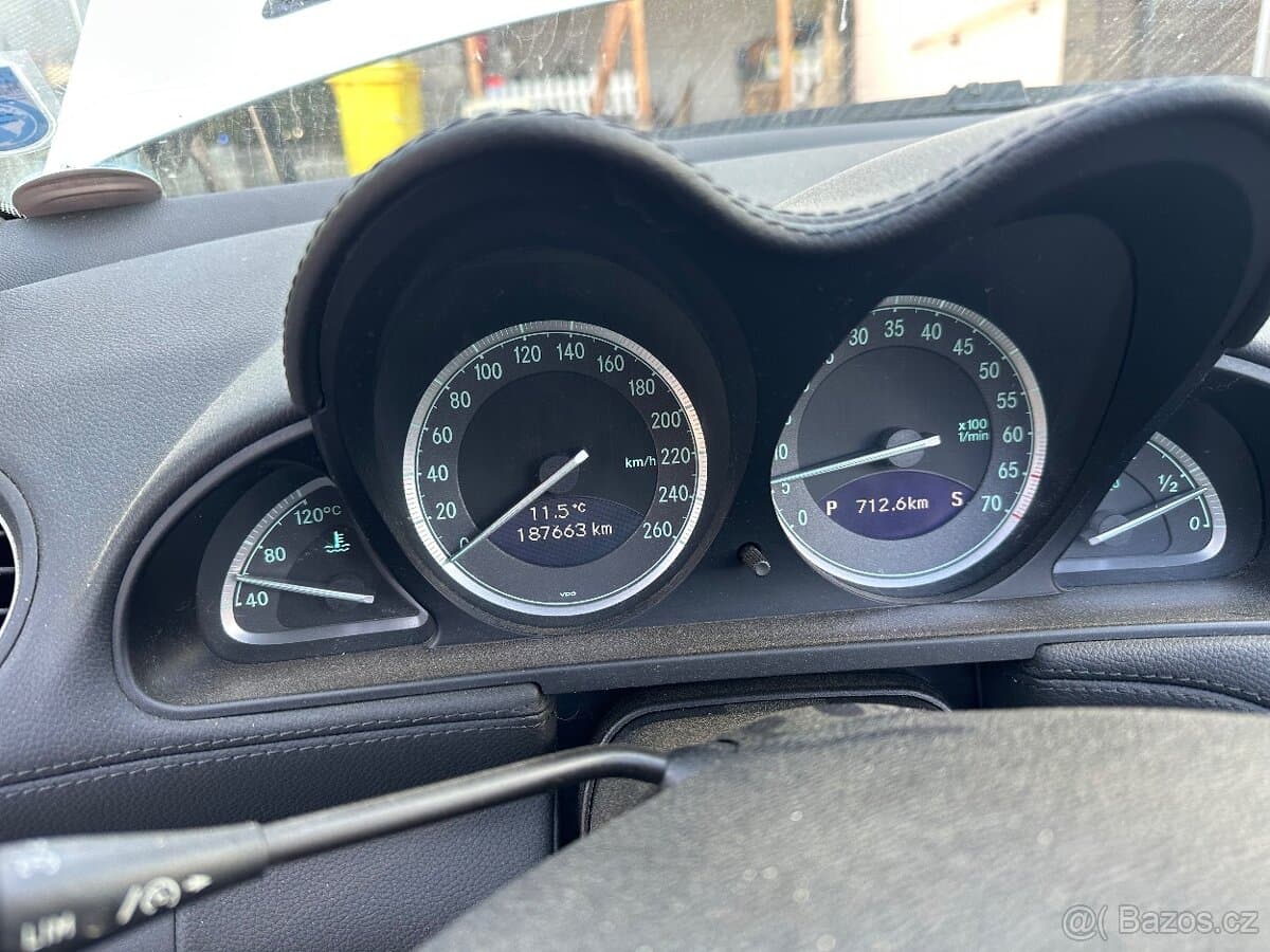 2006 Mercedes-Benz SL - 6