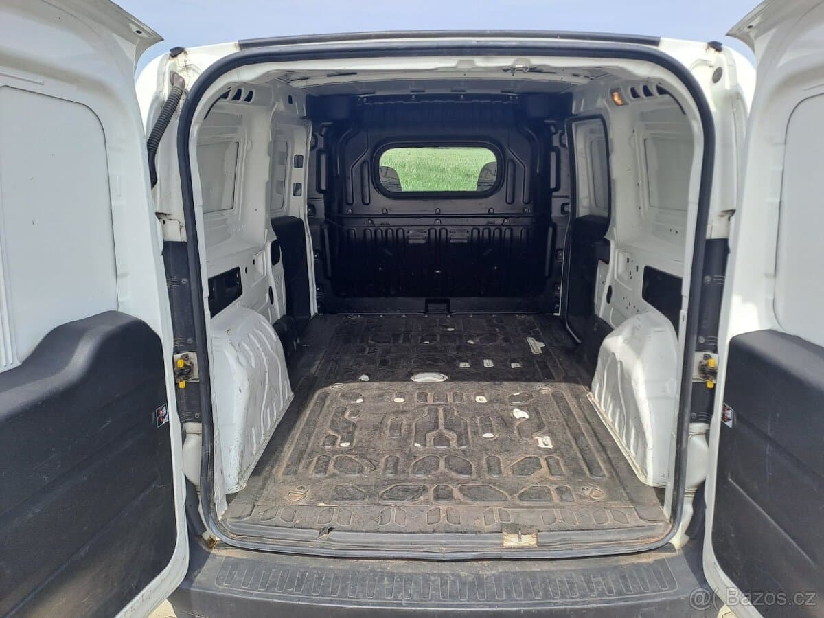 2019 Fiat DOBLO - 6