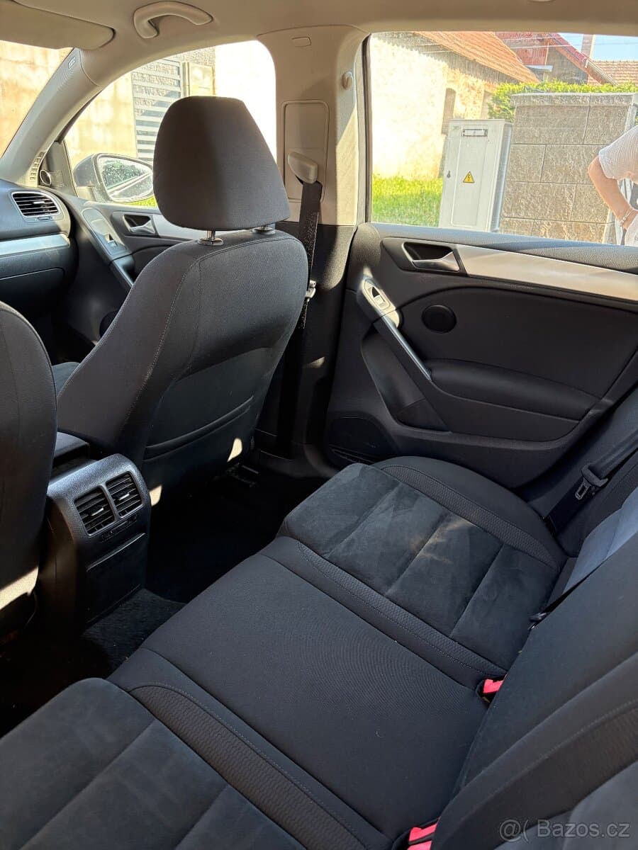 2011 Volkswagen GOLF - 6