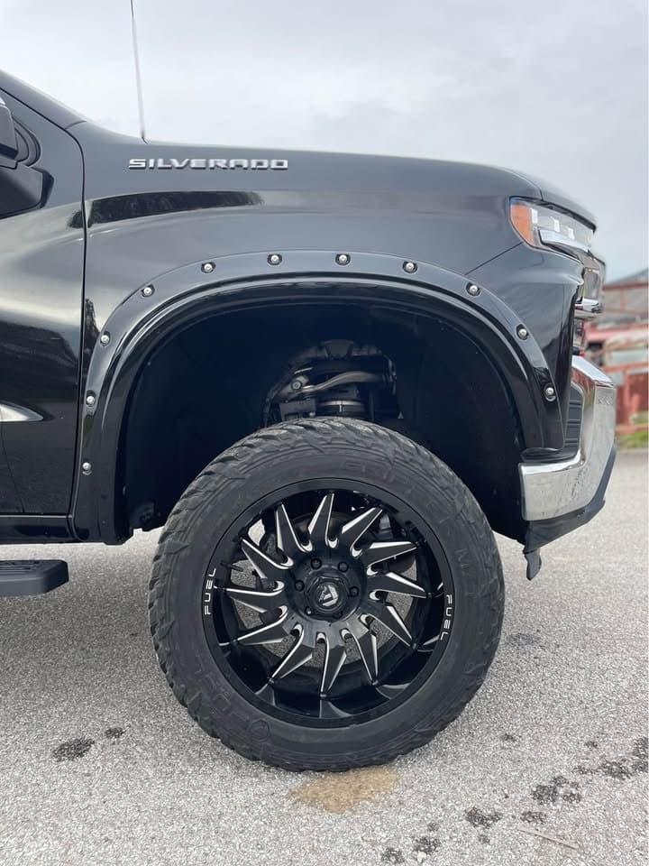 2020 Chevrolet SILVERADO - 6