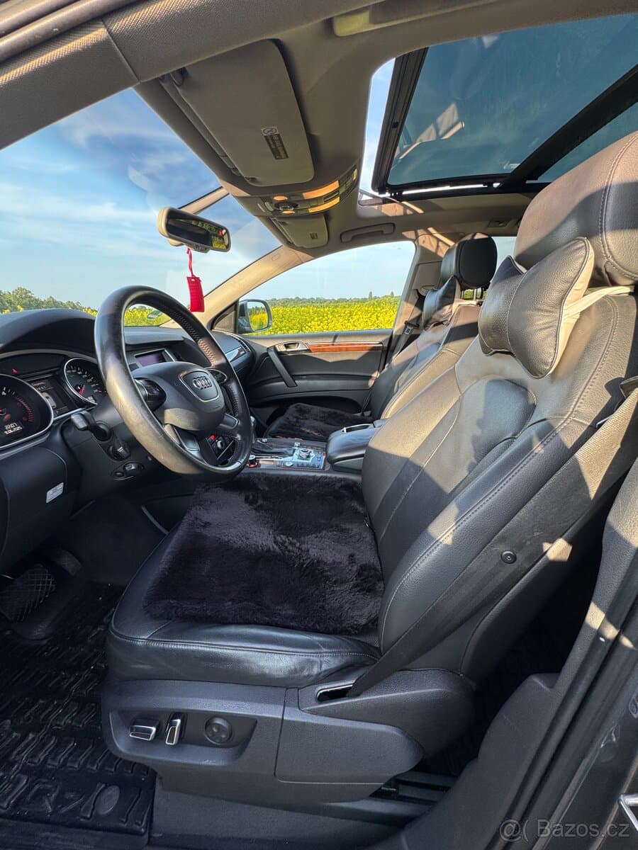 Audi Q7 - 6