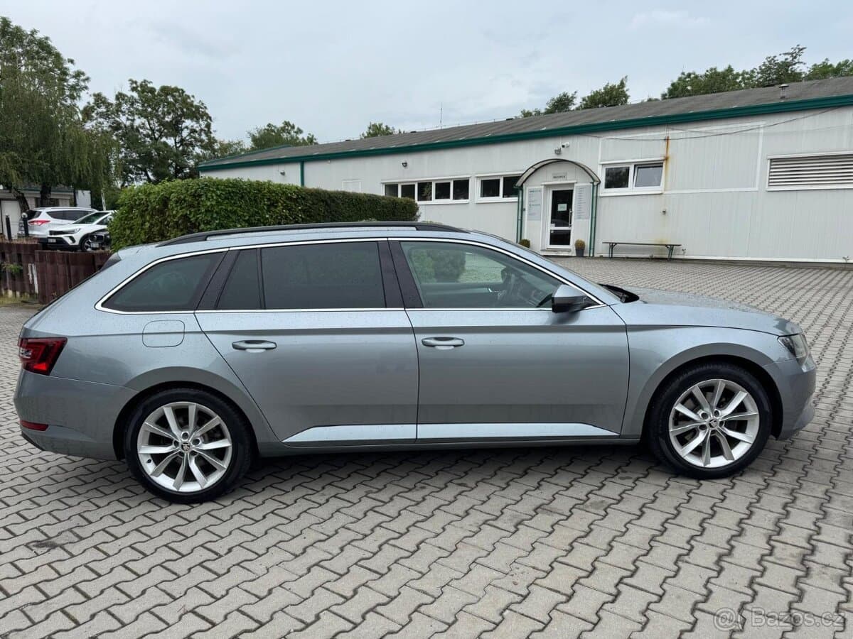 2017 Škoda SUPERB - 6