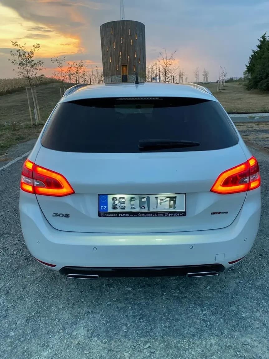 2014 Peugeot 308 - 6