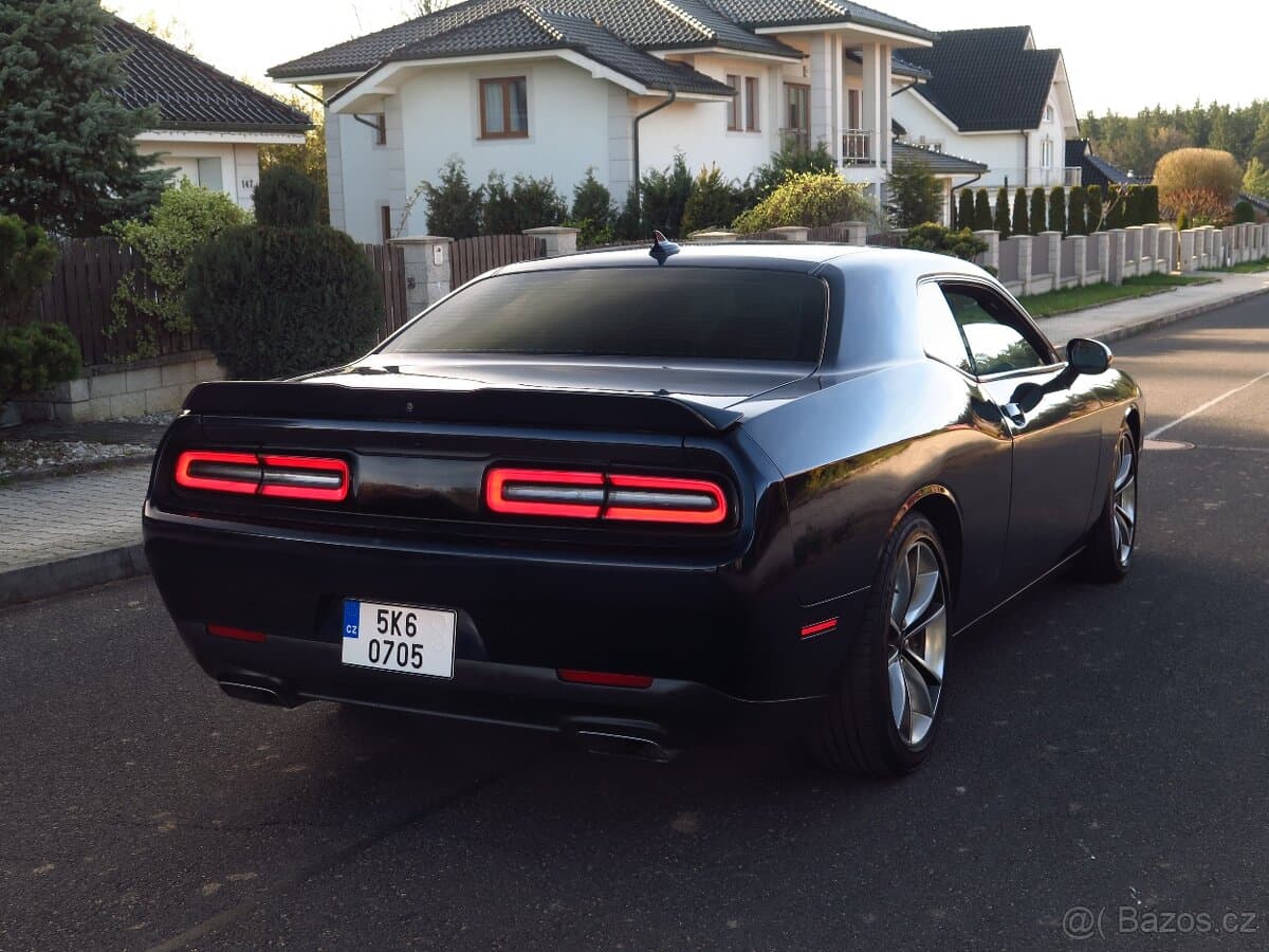 2016 Dodge CHALLENGER - 6