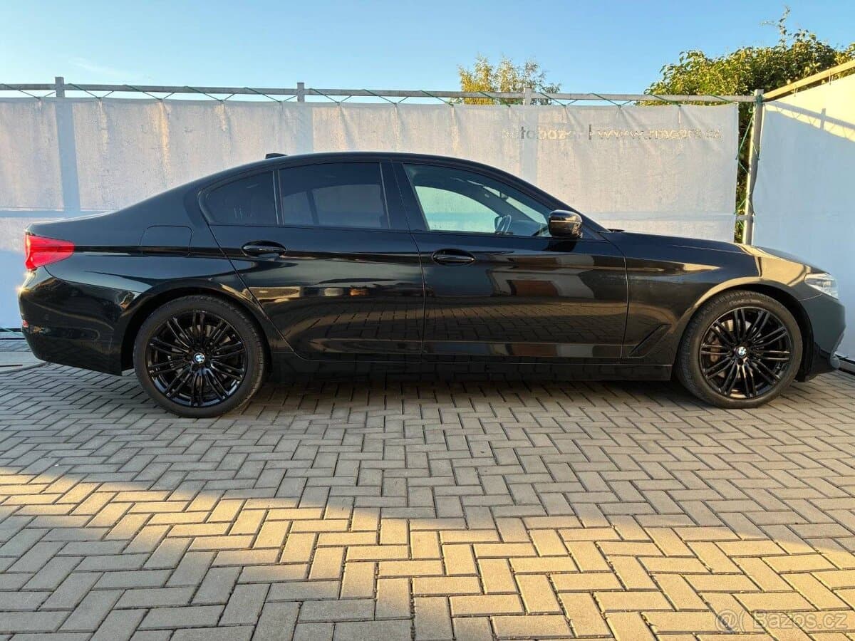 2018 BMW 5-SERIES - 6