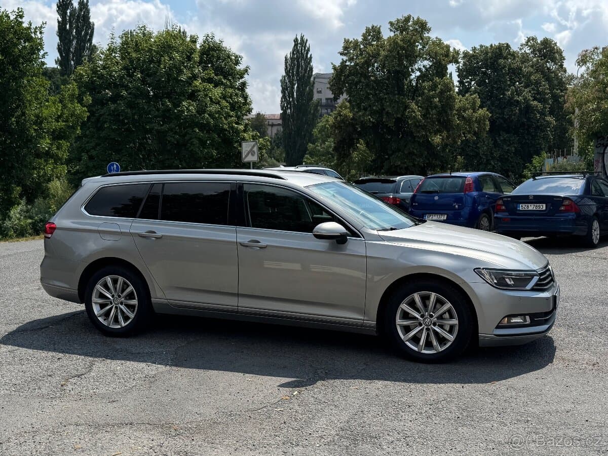 2015 Volkswagen PASSAT - 6