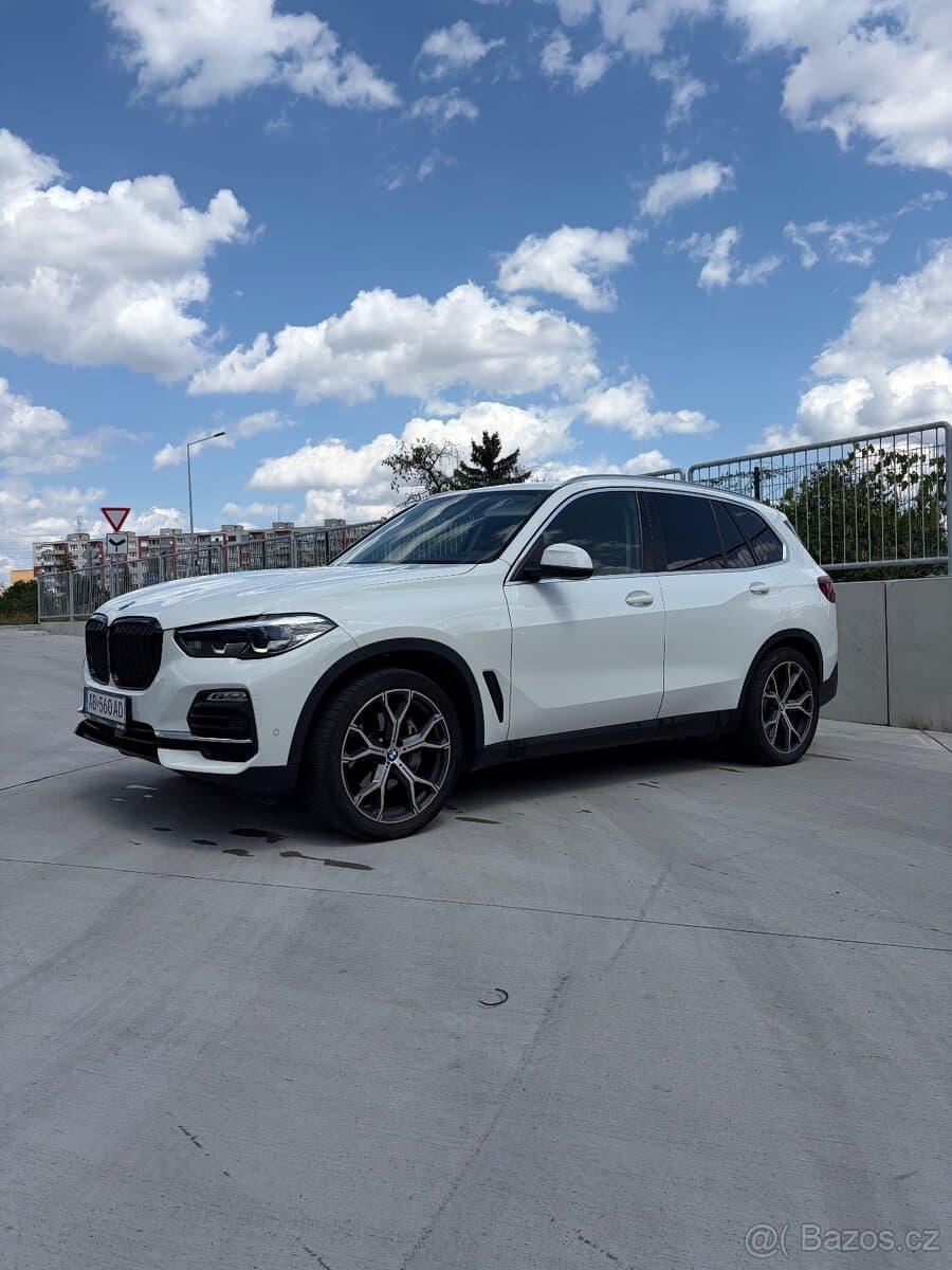 2019 BMW X5 - 6
