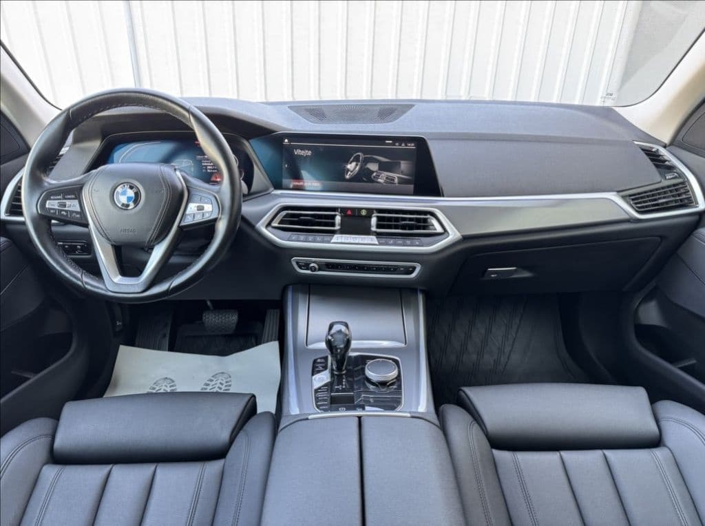 2021 BMW X5 - 6