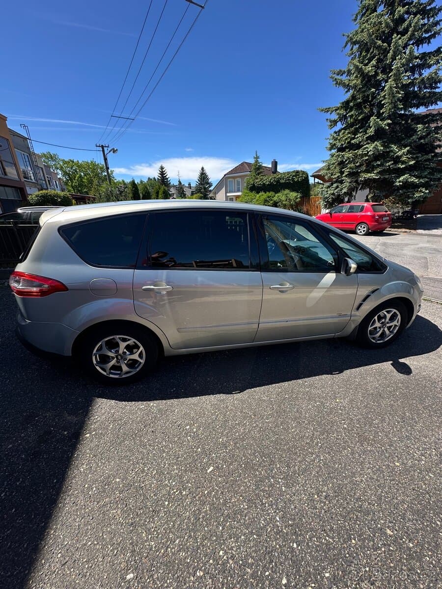 2010 Ford S-MAX - 6