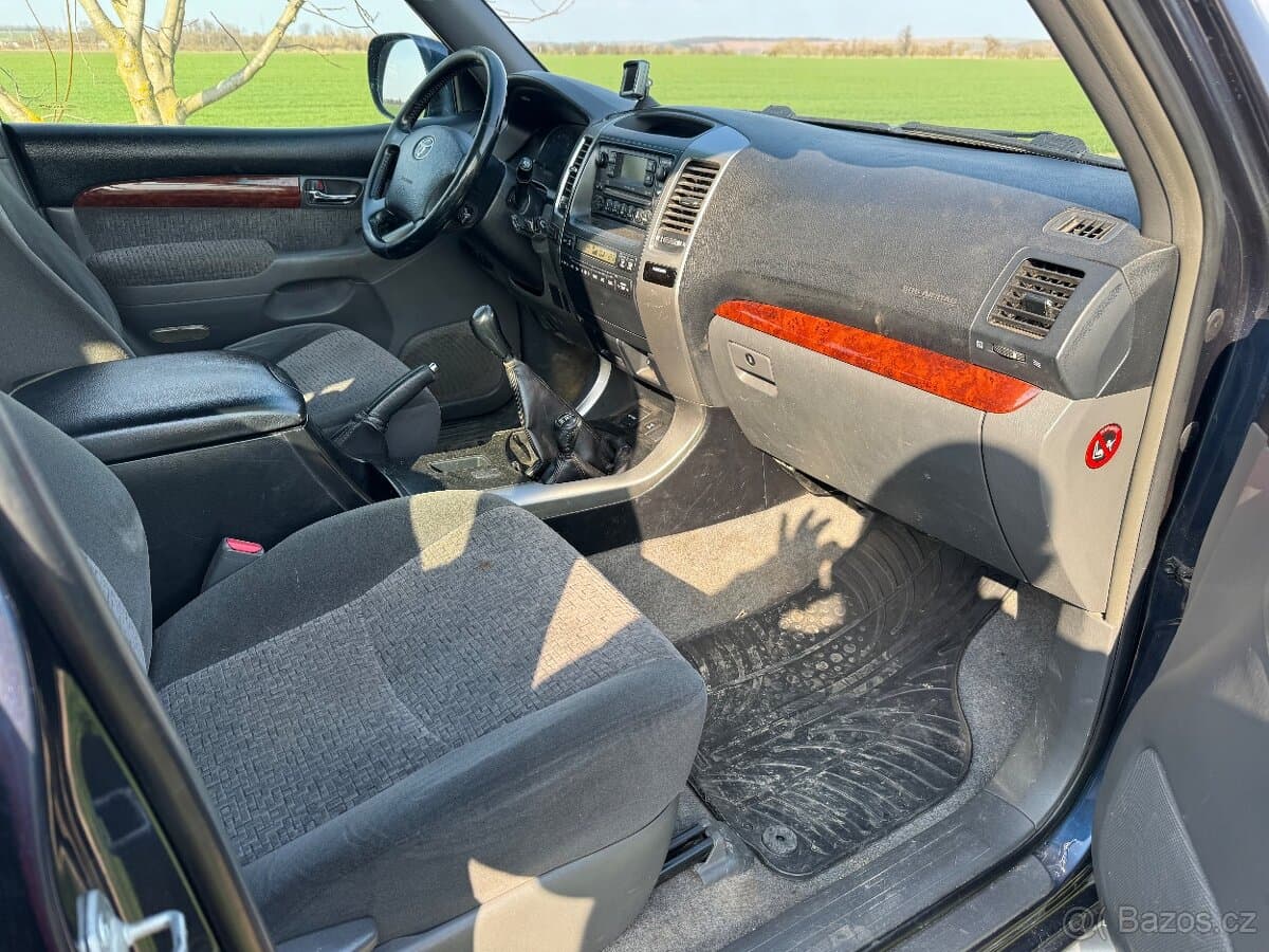 2005 Toyota LAND CRUISER - 6
