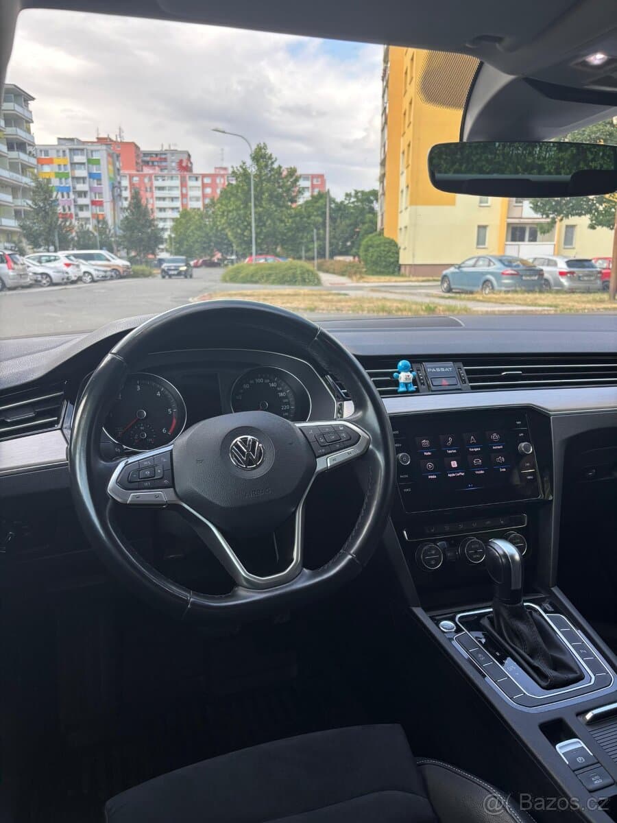 2020 Volkswagen PASSAT - 6