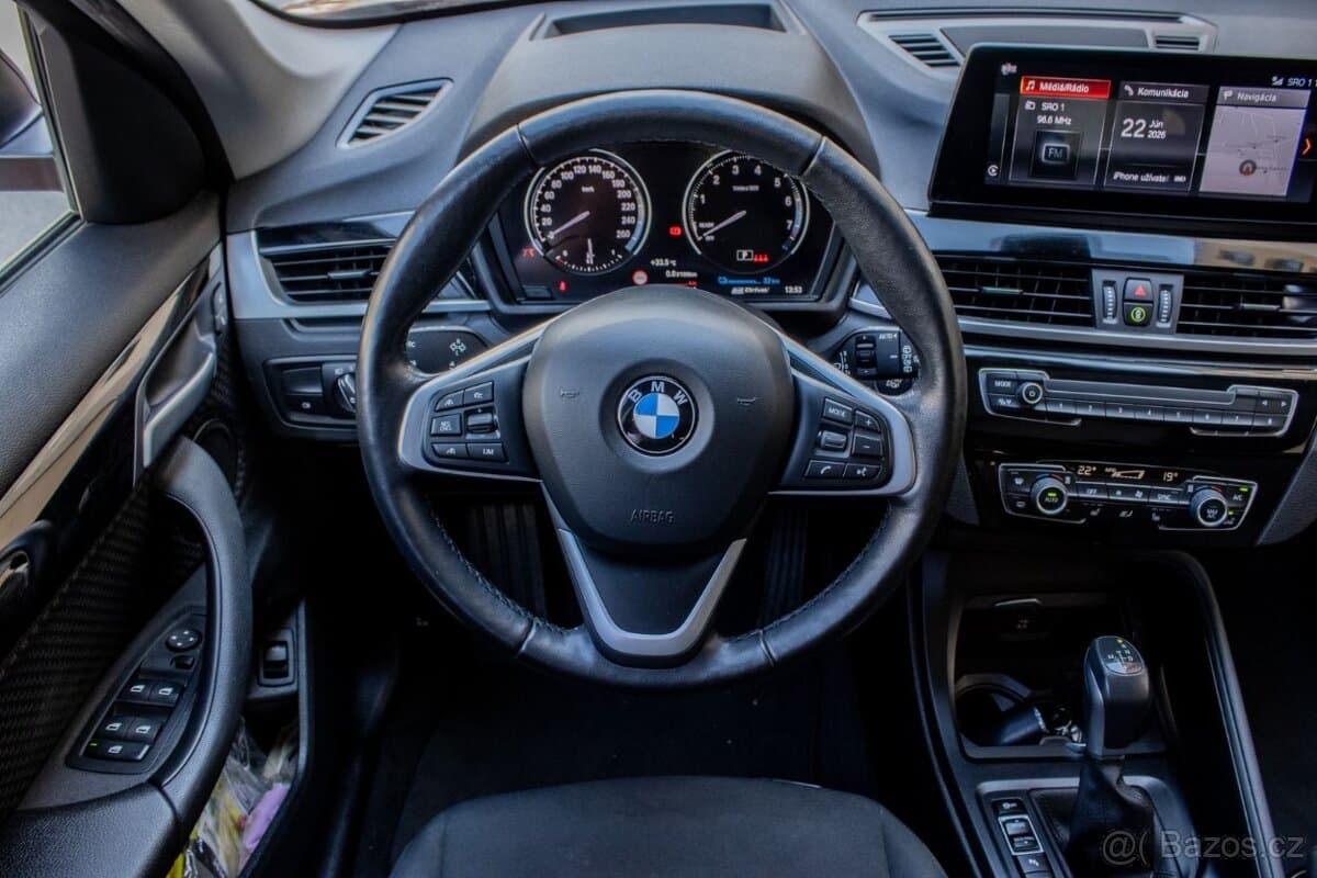 2021 BMW X1 - 6