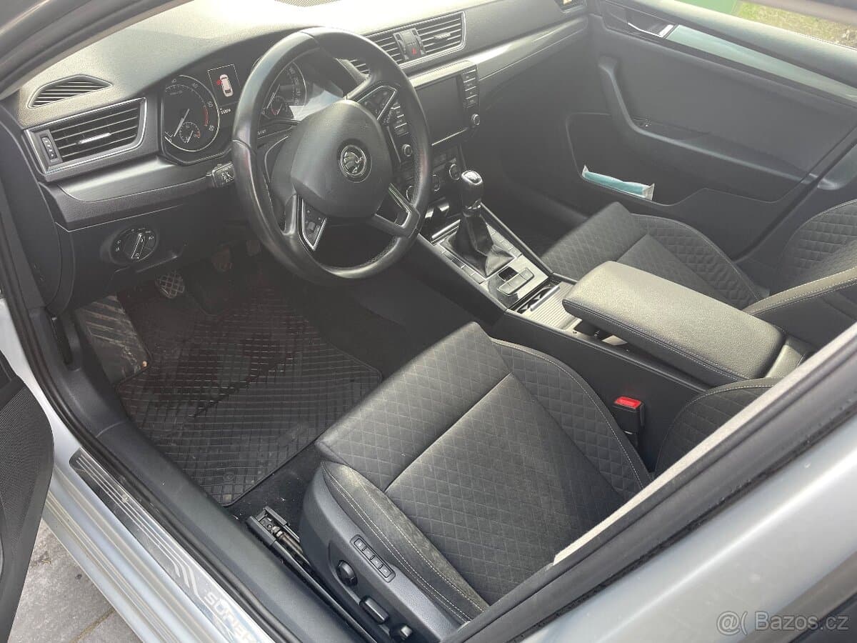 2016 Škoda SUPERB - 6