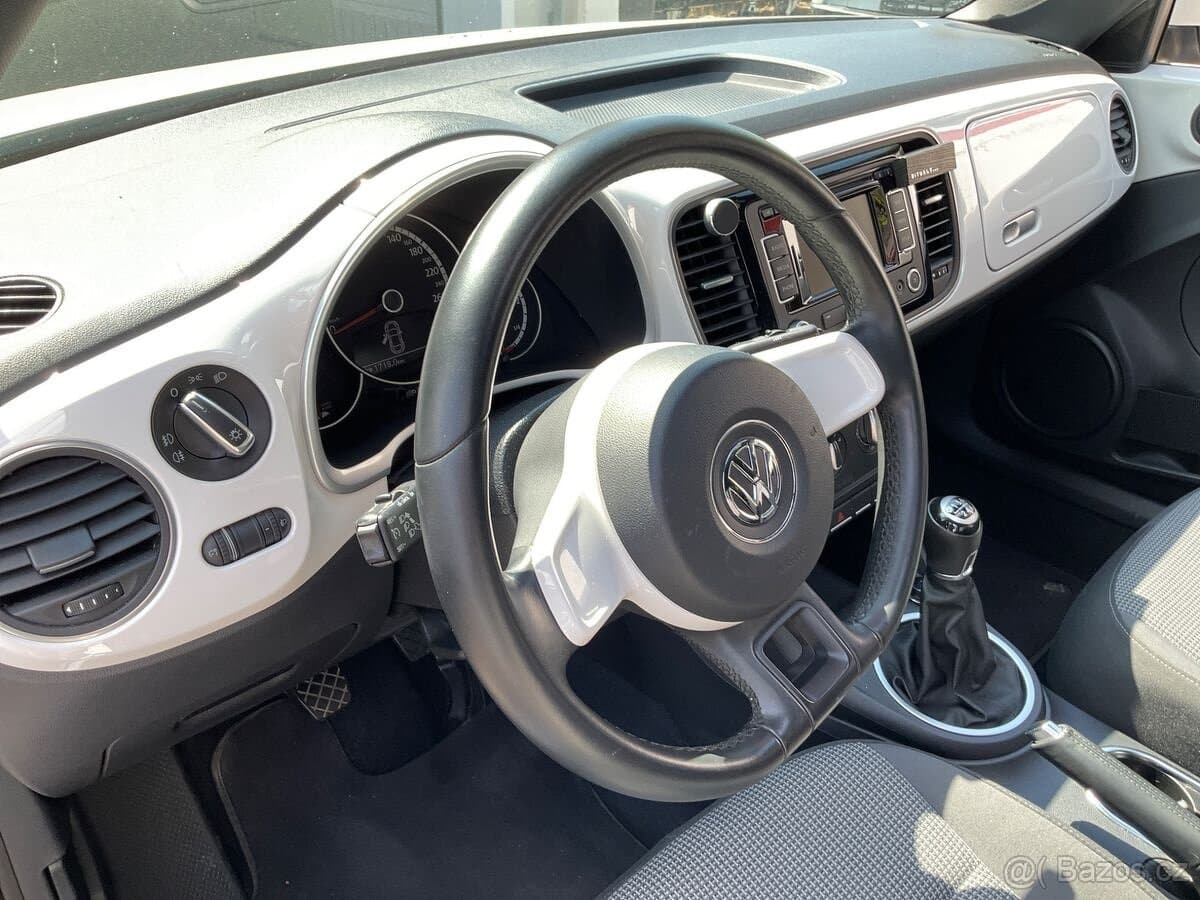 Volkswagen BEETLE - 6