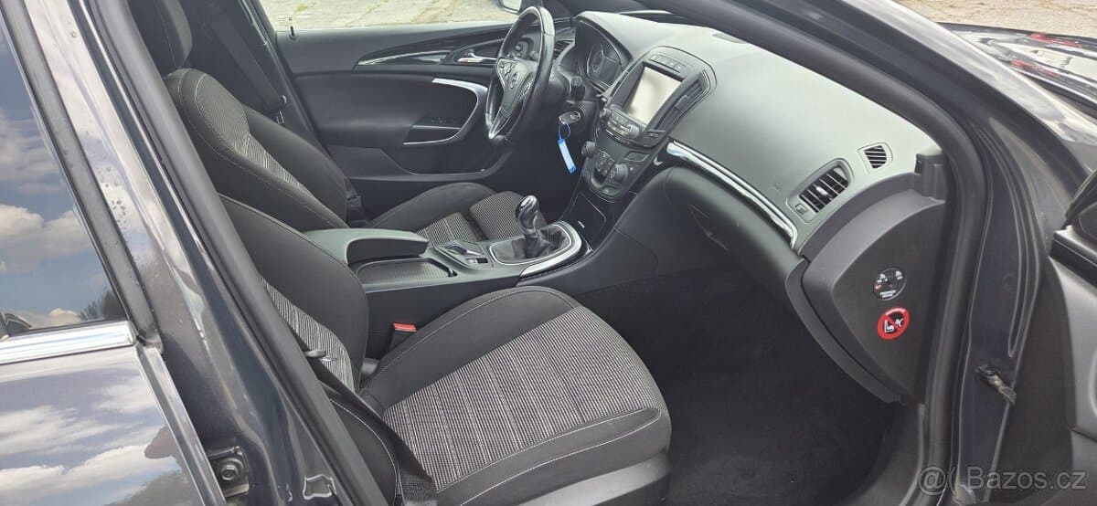 2015 Opel INSIGNIA - 6