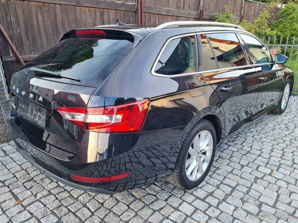 2020 Škoda SUPERB - 6