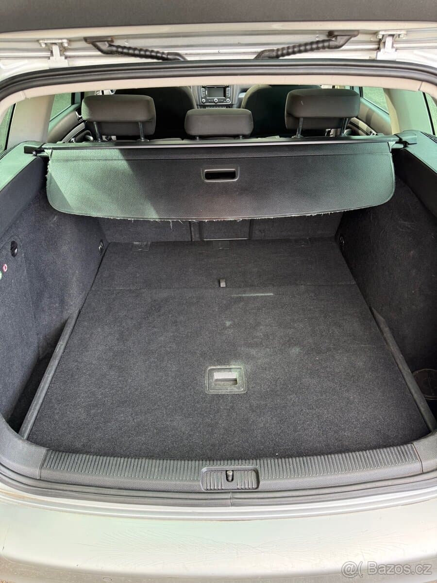 2012 Volkswagen GOLF - 6