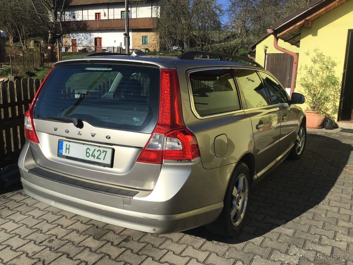 2009 Volvo V70 - 6