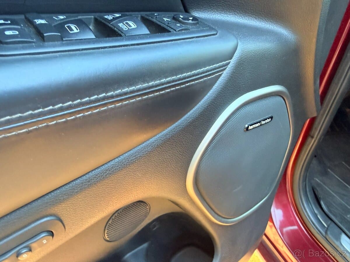 Jeep CHEROKEE - 6