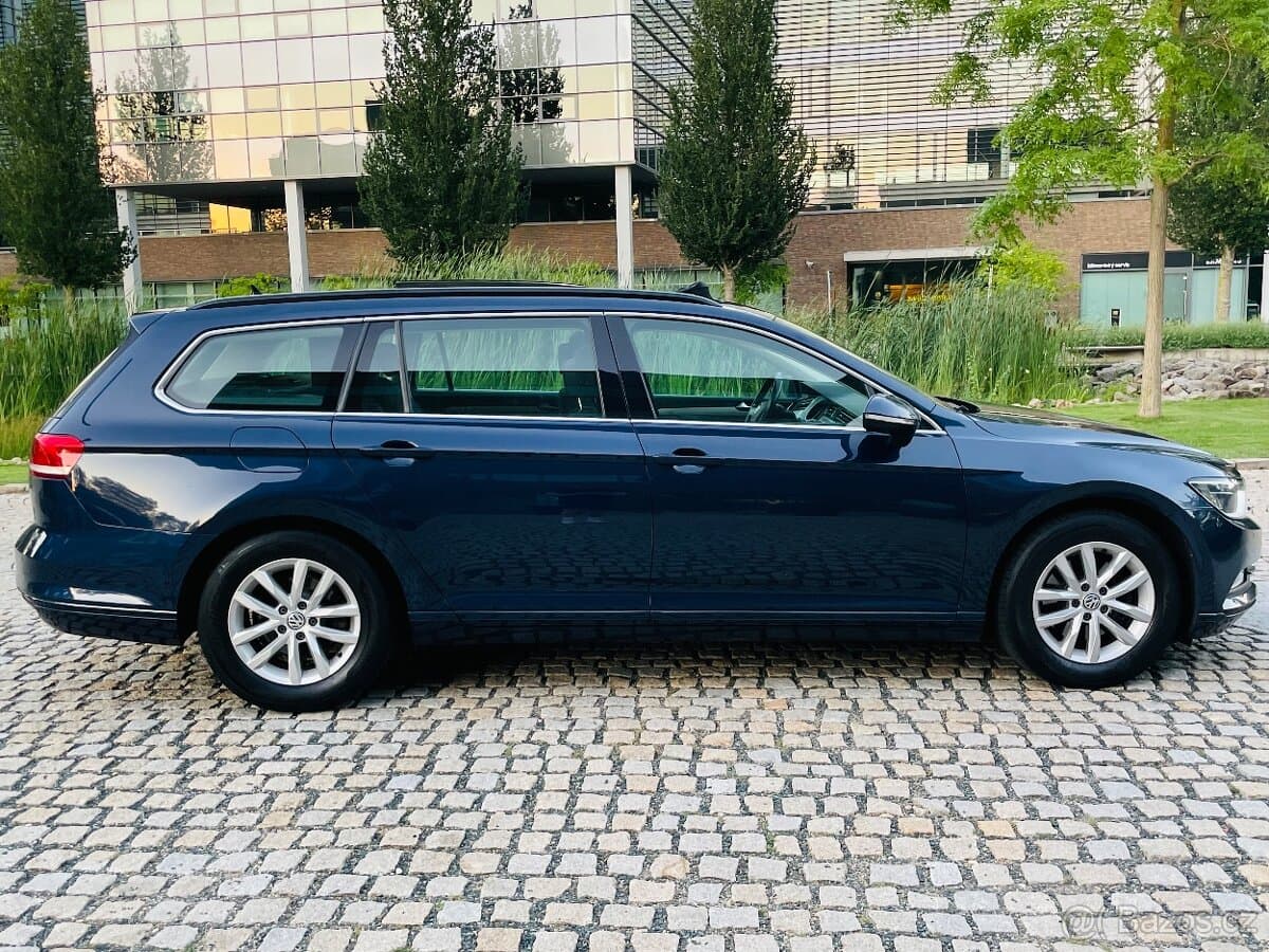 2016 Volkswagen PASSAT - 6