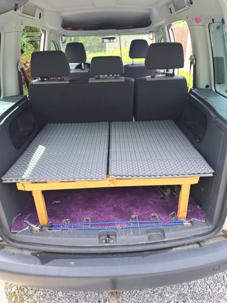 2012 Volkswagen CADDY - 6