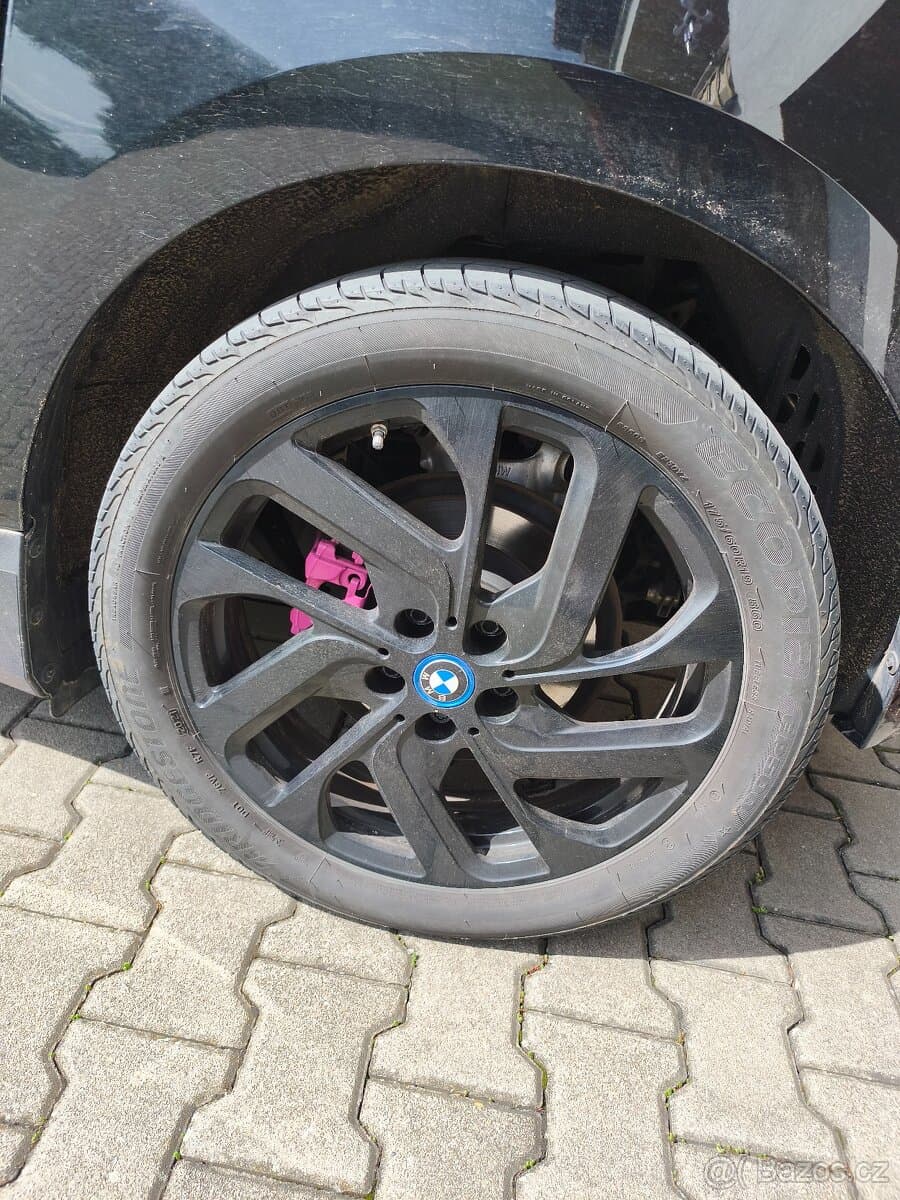 2021 BMW i3 - 6