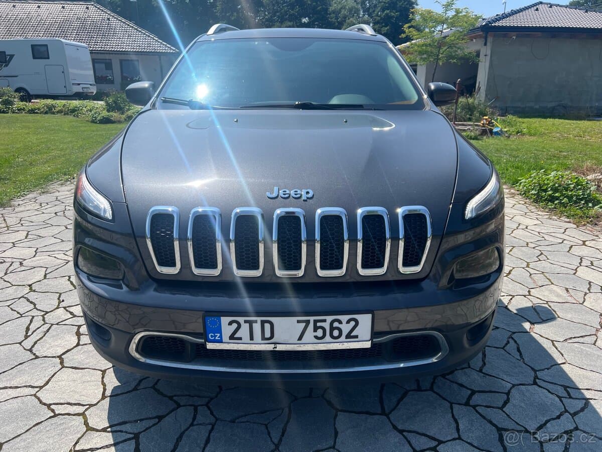 2016 Jeep CHEROKEE - 6