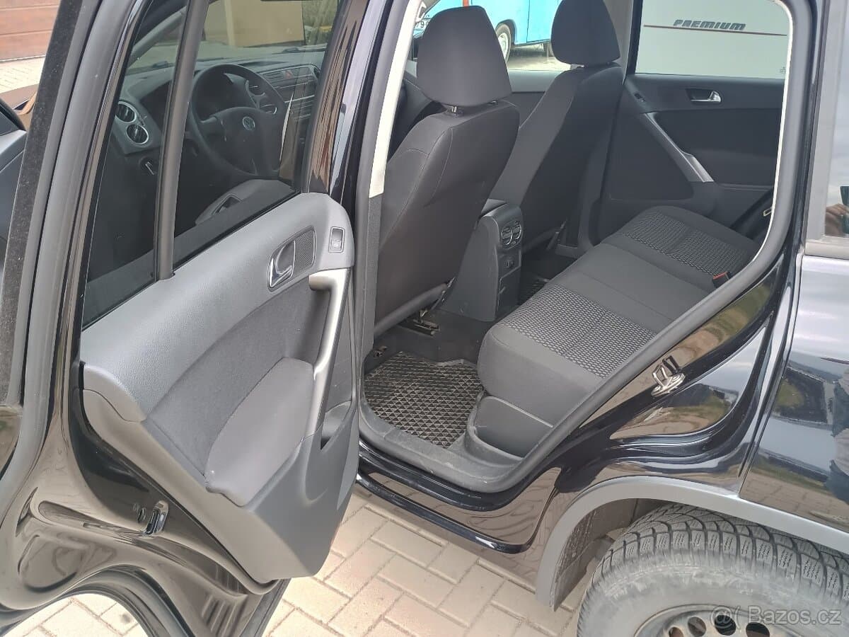2009 Volkswagen TIGUAN - 6