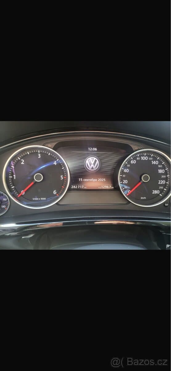 2015 Volkswagen TOUAREG - 6