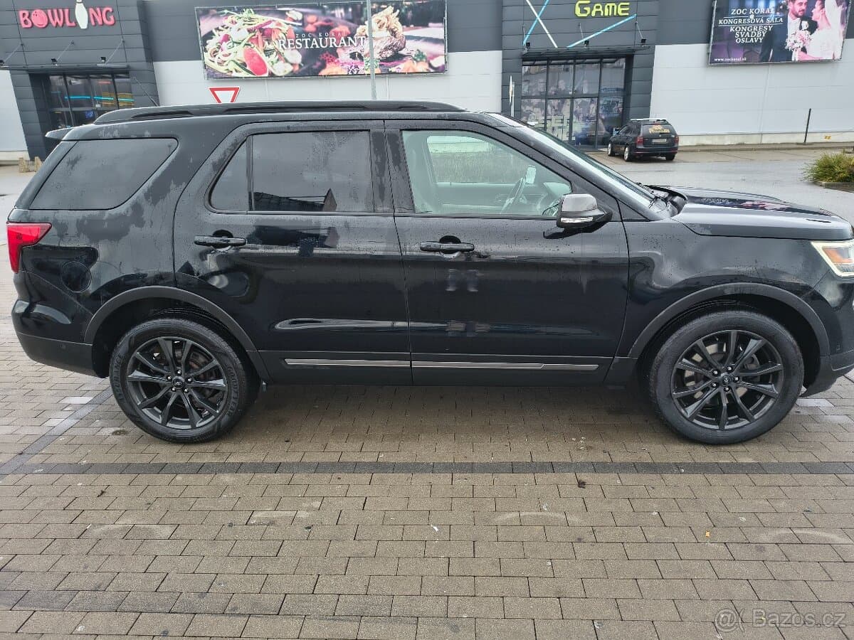 2018 Ford EXPLORER - 6