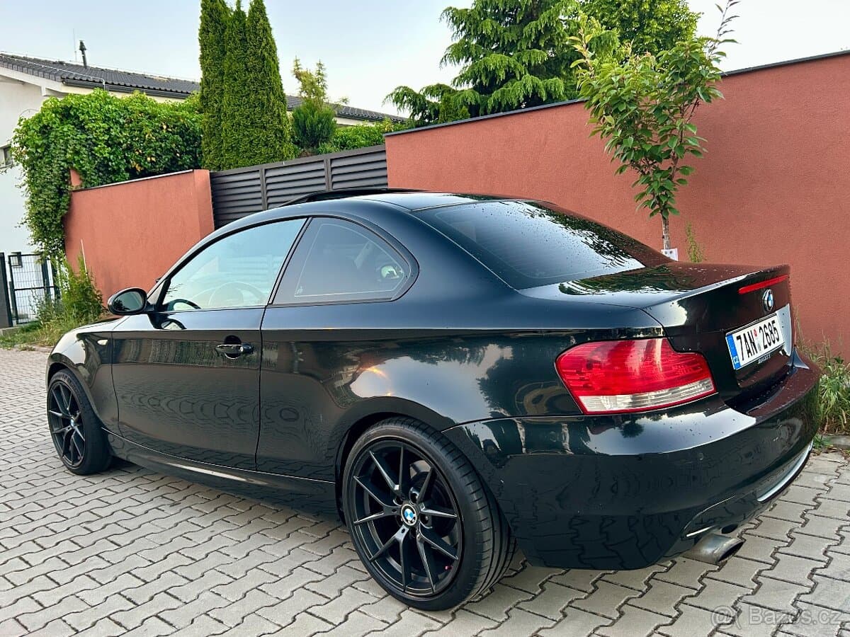2009 BMW 1-SERIES - 6