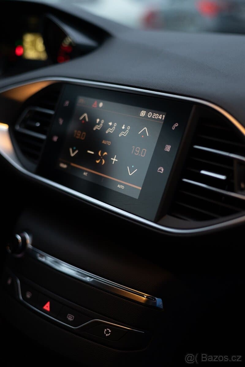 2019 Peugeot 308 - 6