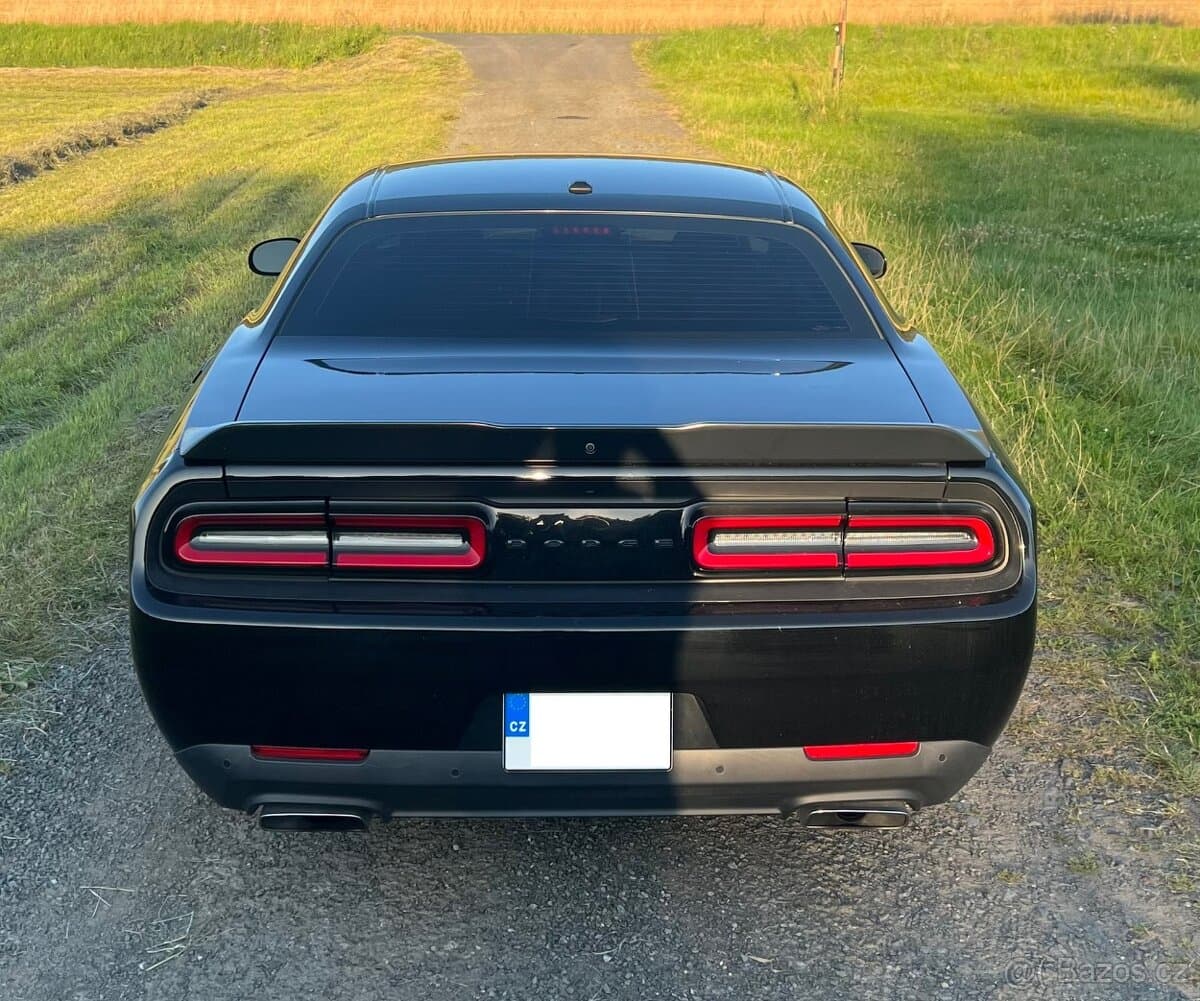2022 Dodge CHALLENGER - 6