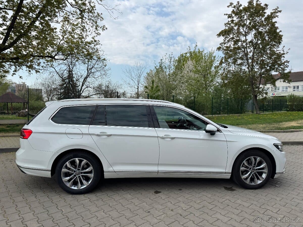 2020 Volkswagen PASSAT - 6