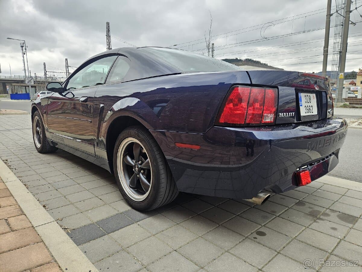 2001 Ford MUSTANG - 6