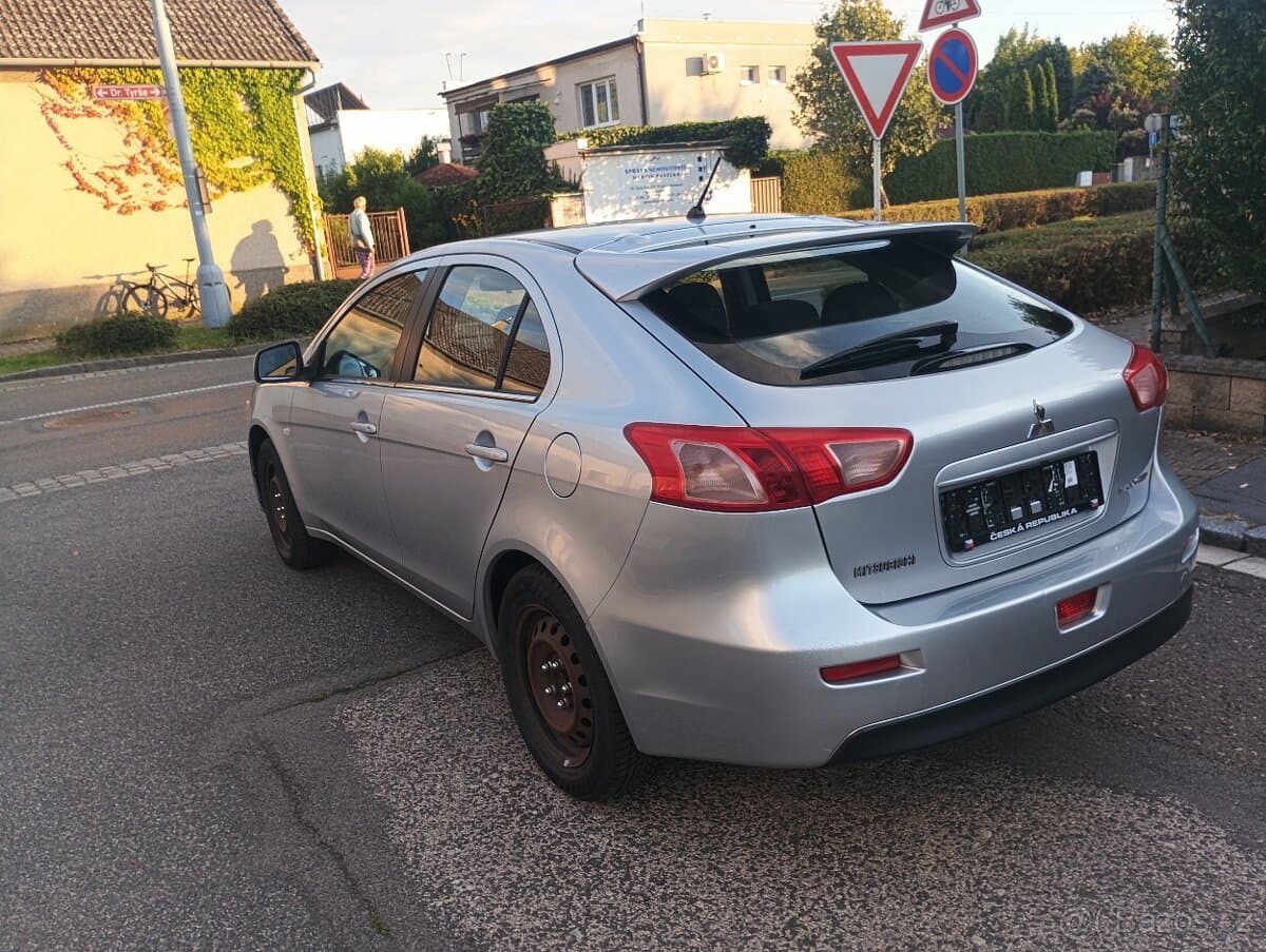 2011 Mitsubishi LANCER - 6