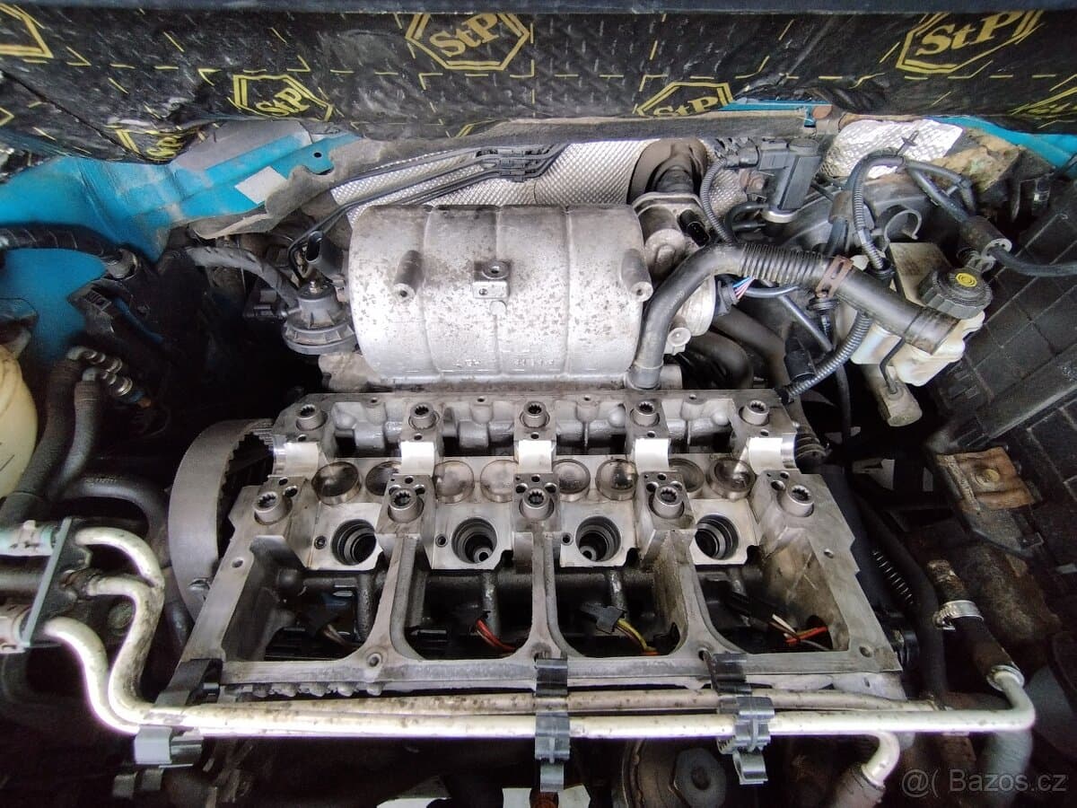 2004 Volkswagen CADDY - 6