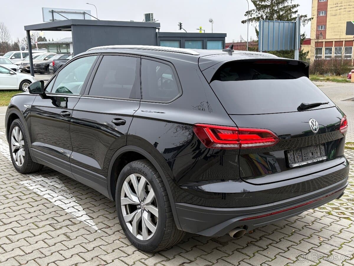 2020 Volkswagen TOUAREG - 6