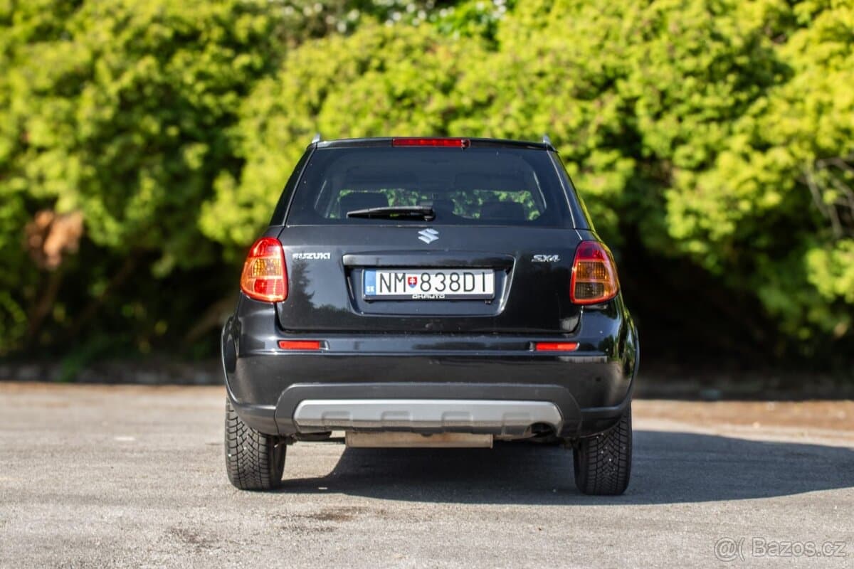 2011 Suzuki SX4 - 6