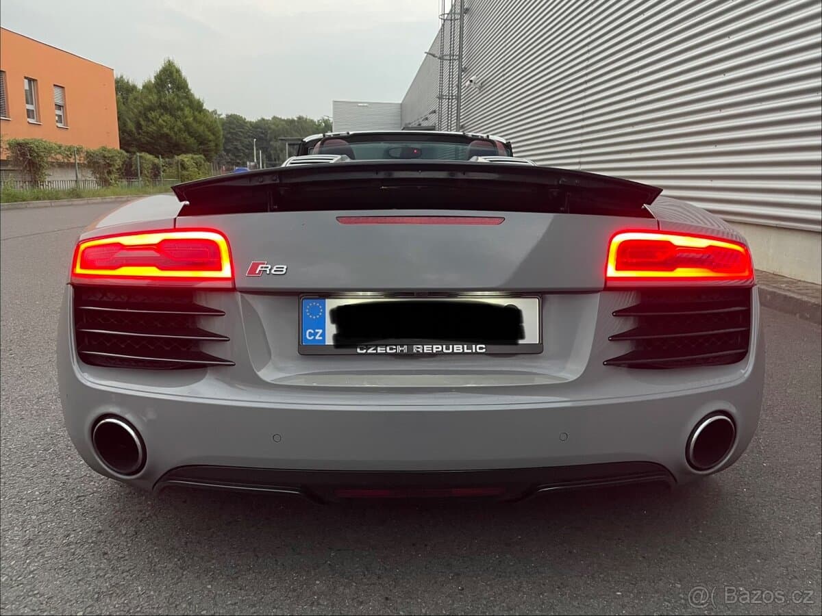 2013 Audi R8 - 6