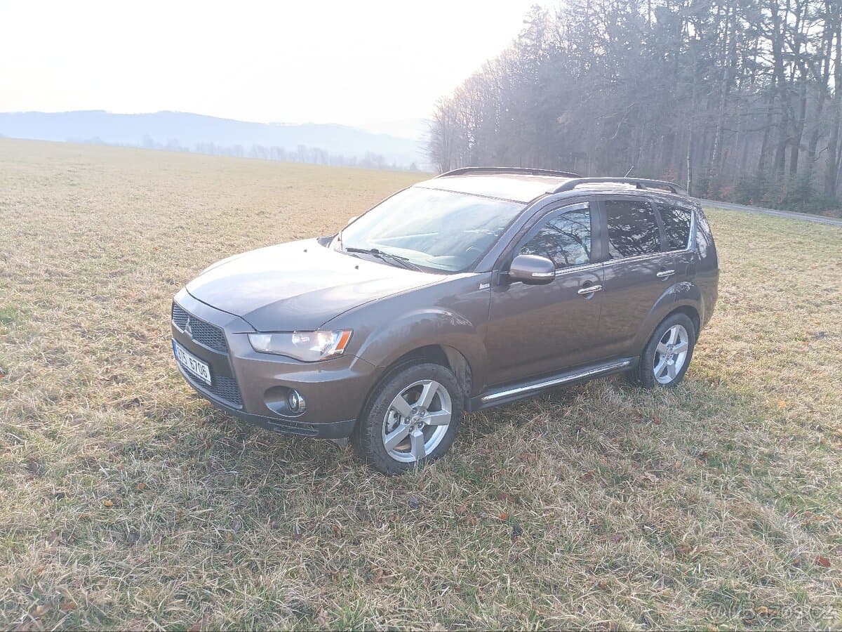 Mitsubishi OUTLANDER - 6