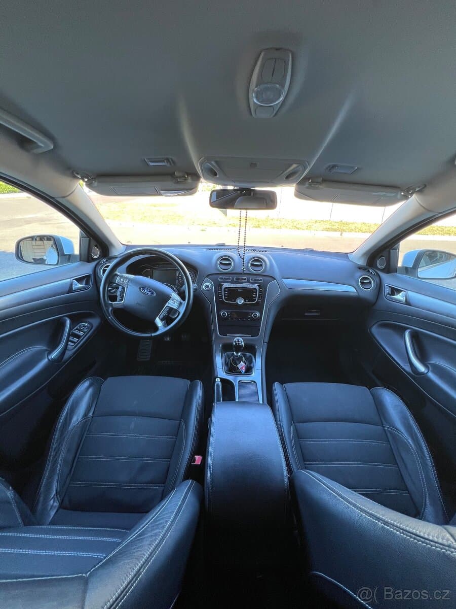 2011 Ford MONDEO - 6