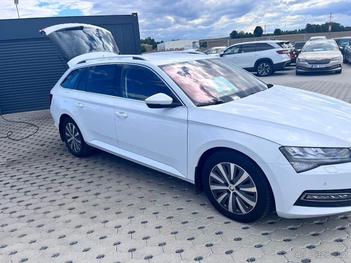 2022 Škoda SUPERB - 6