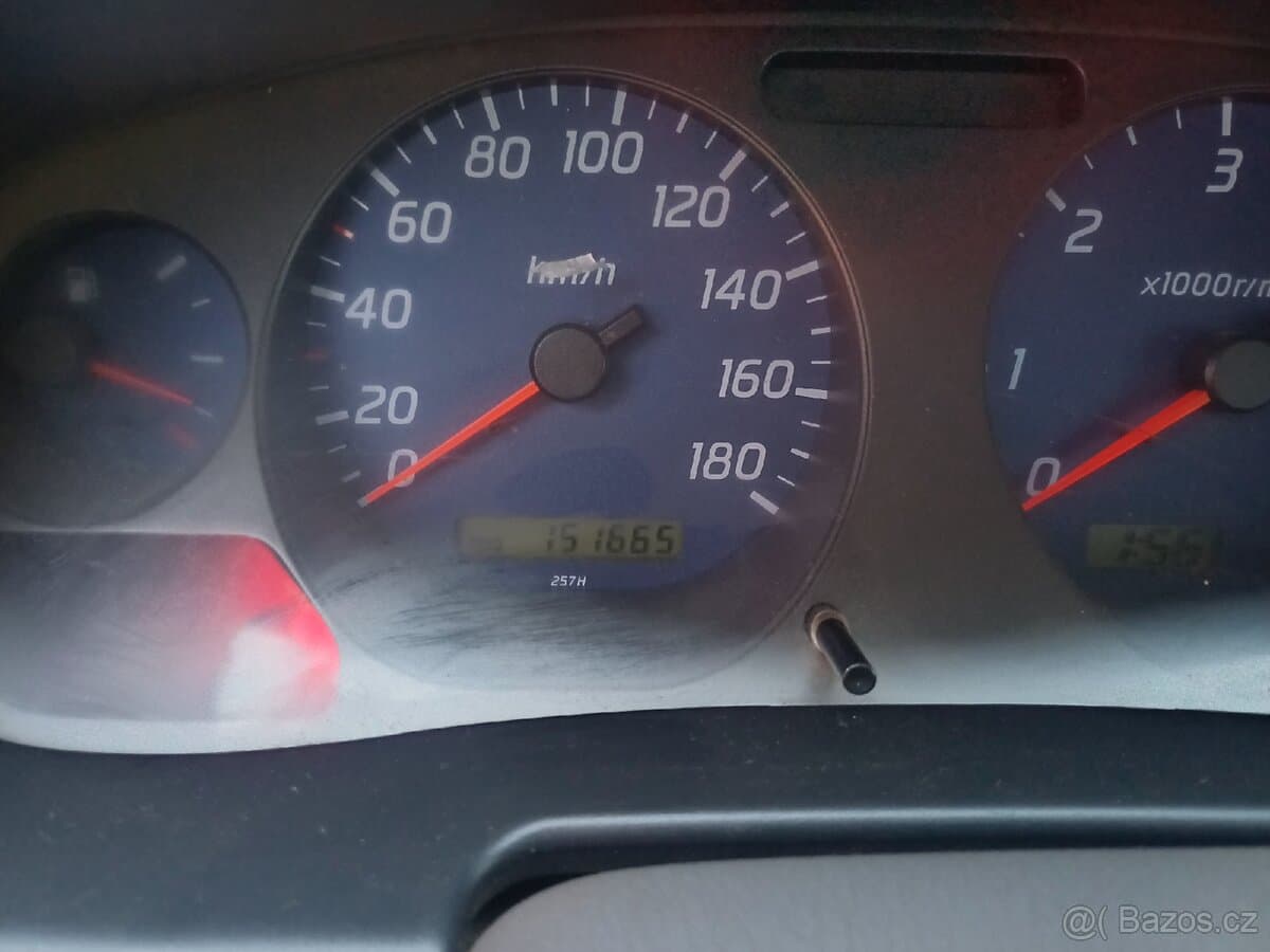 2005 Nissan NAVARA - 6