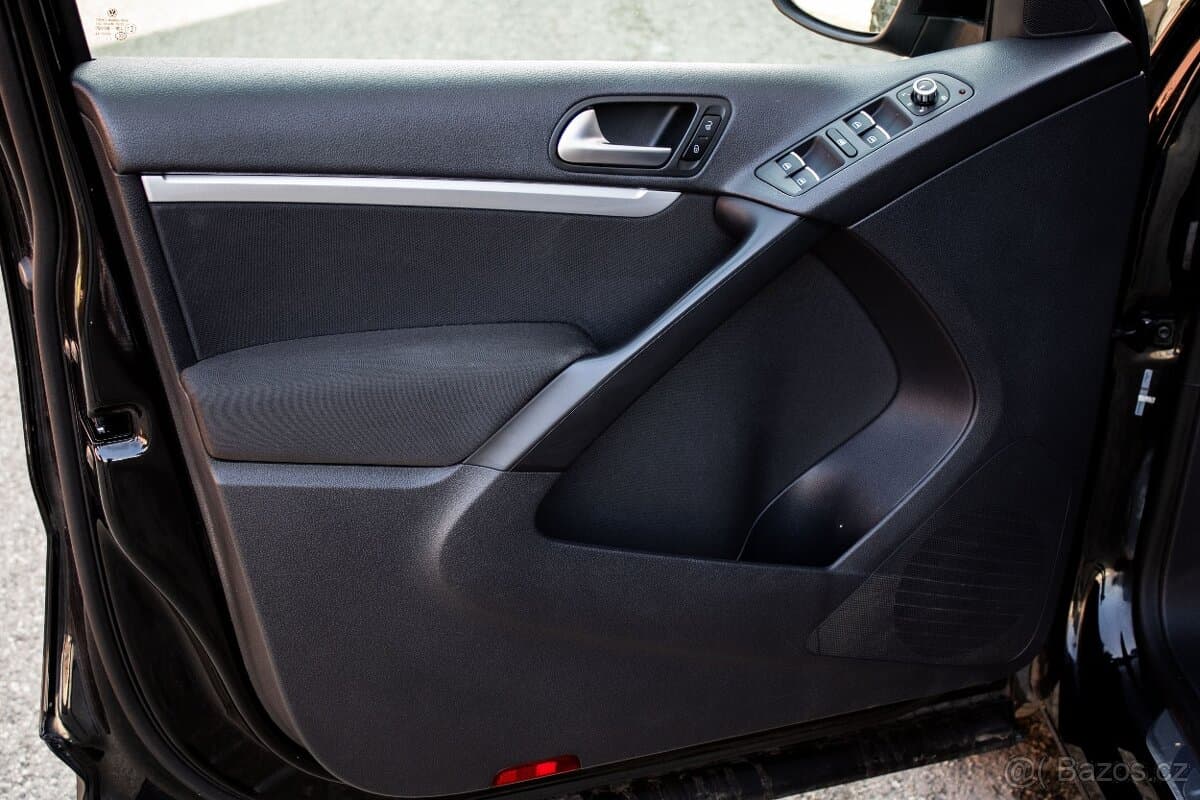 2014 Volkswagen TIGUAN - 6