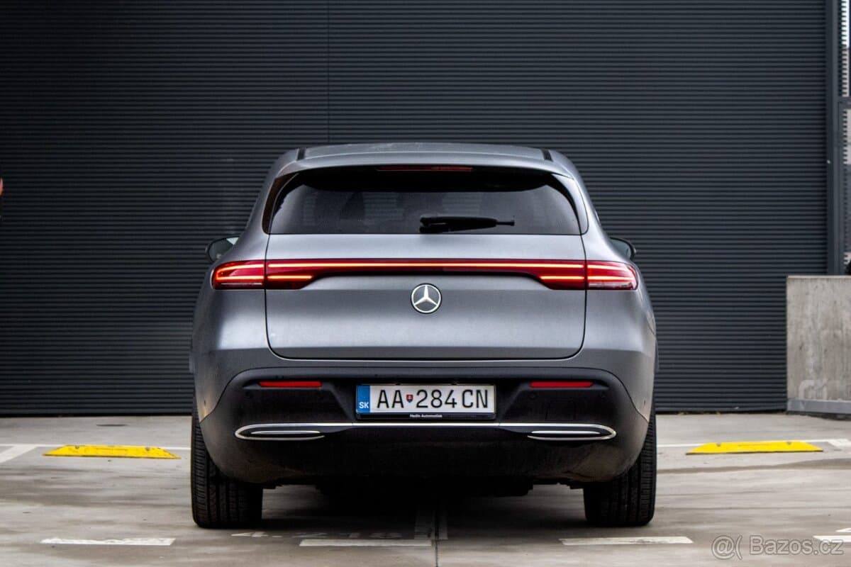 2020 Mercedes-Benz EQC - 6